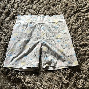 friends biker shorts🩶